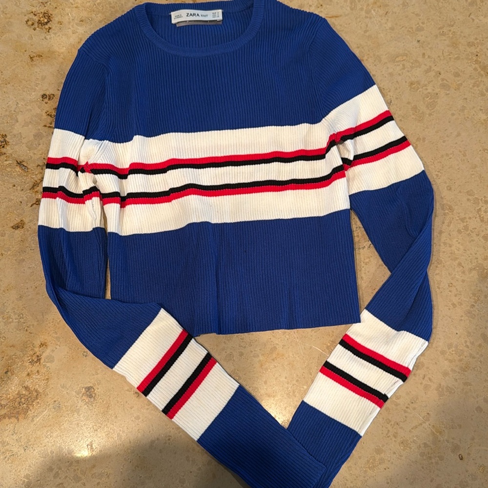 Zara knit crop sweater size S